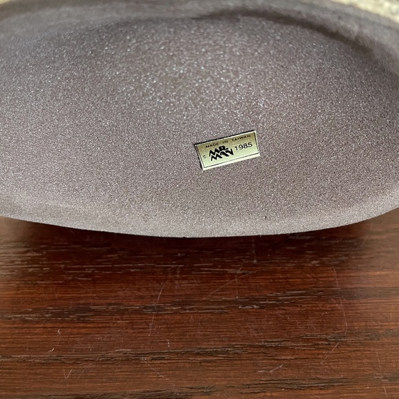 1985 Ceramic Cat Figurine 9” tall - Picture 4 of 4